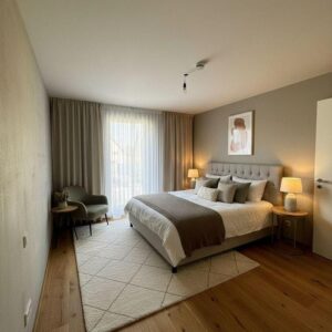 Moderne Wohnung mit Balkon in Trudering