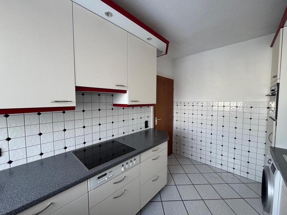 Solide Kapitalanlage: vermietete Etagenwohnung (Staffelmietvertrag), provisionsfrei – Bild 7