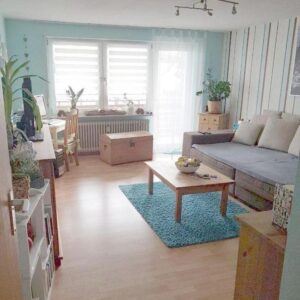 Sehr schöne, sehr große  2 Zi-Wohnung mit Süd-Balkon und AA in Augsburg