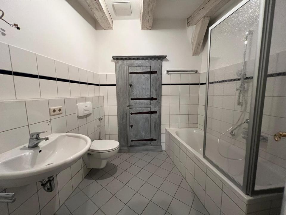 Neu renovierte 3-Zimmer Wohnung inmitten der historischen Altstadt – Bild 6