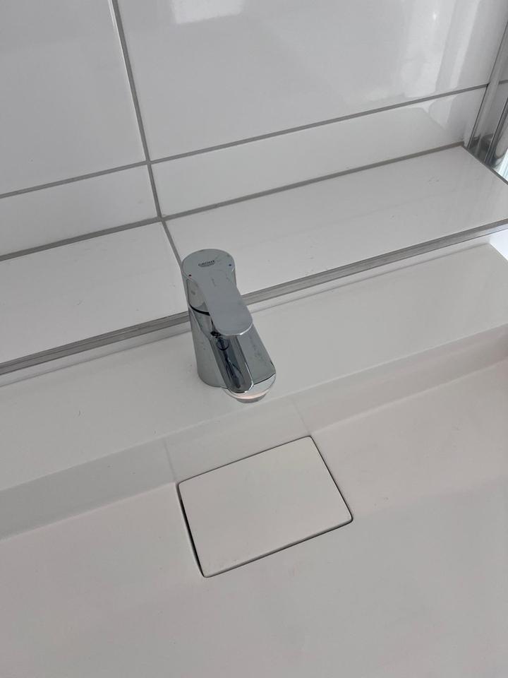 super Rendite von 10,01%, 1ZKB, keine Provision, Blick auf Uni, Innenstadt, 1 min zu Fuß zur Uni – Bild 7