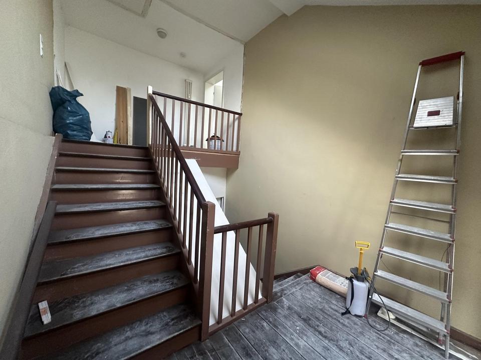 Penthouse in Bestlage – privates Treppenhaus (Hauscharakter) & große uneinsehbare Dachterrasse – Bild 3