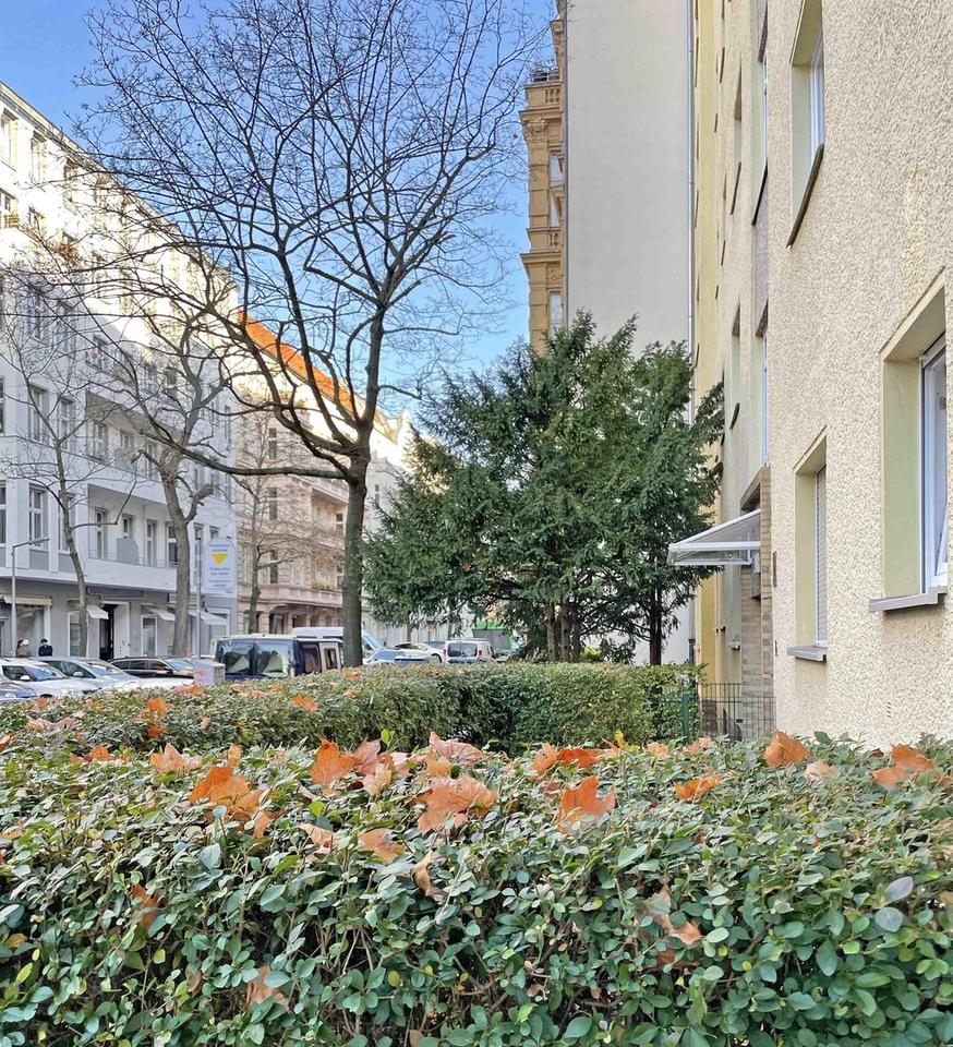 Provisionsfrei: Lichtdurchflutete, kernsanierte Wohnung in Top-Citylage mit Südbalkon