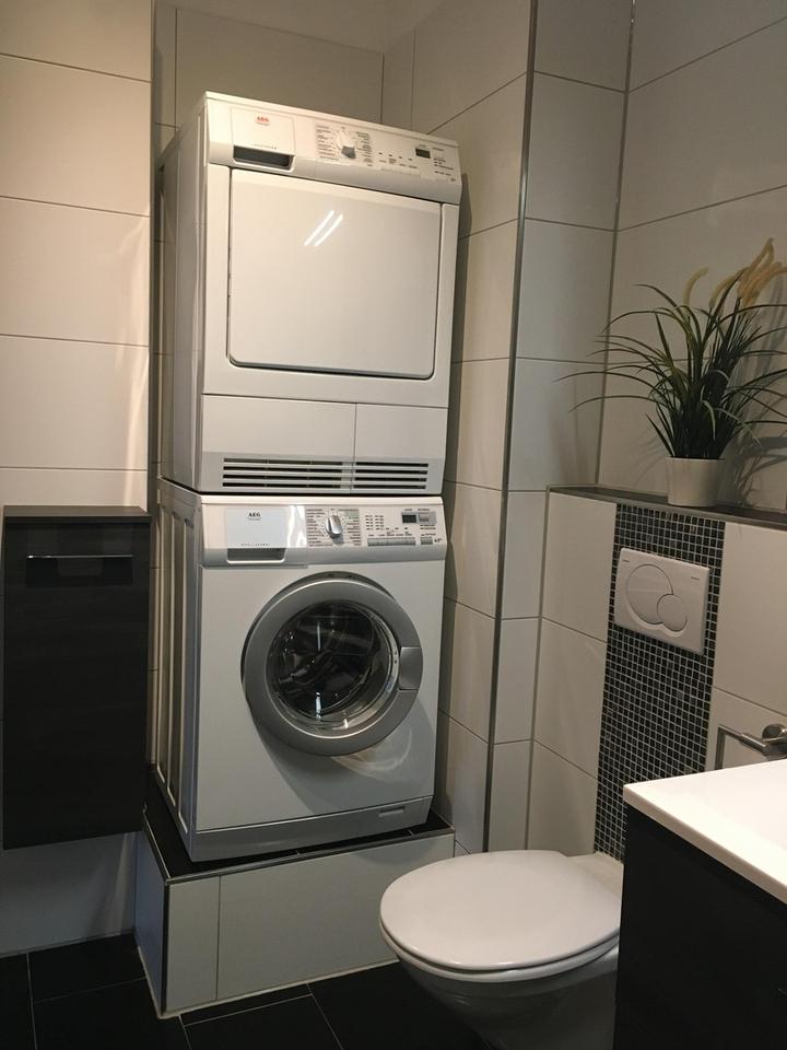 Voll möbliertes 2,5 Zimmer Loft mit Weinbergblick in Esslingen am Neckar – Bild 12