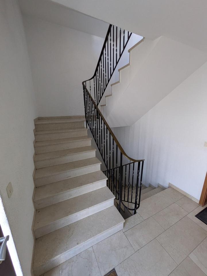 3-Familienhaus in absoluter ruhiger top Lage – Bild 4