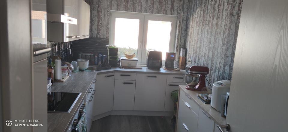 Vermietete 4-Zimmerwohnung mit Staffelmietvertrag bis zu 5,7% Rendite – Bild 2