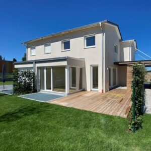 Sonnige Doppelhaushälfte mit Bergblick