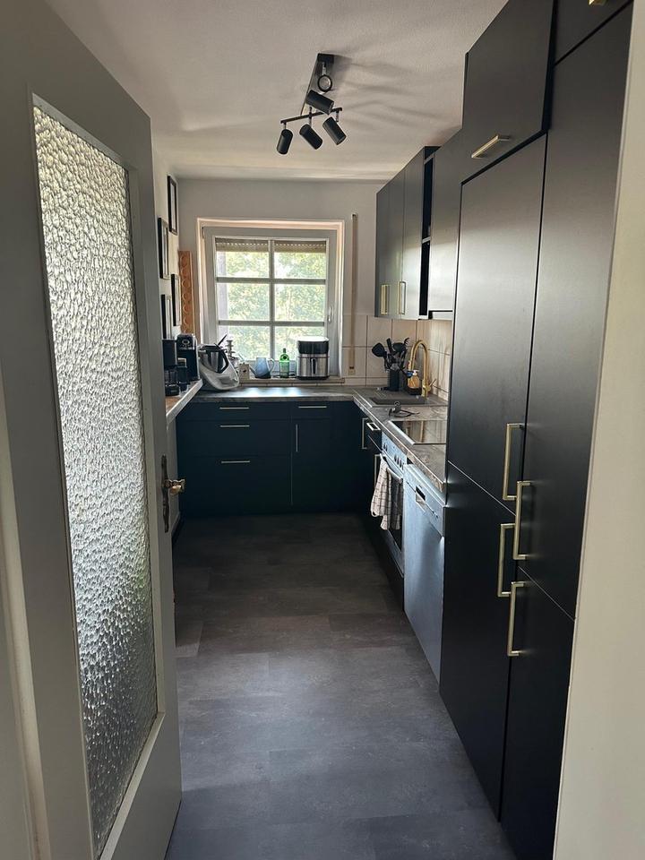 Provisionsfreie Vollmöblierte Maisonette Wohnung + 2 Stellplätze – Bild 11