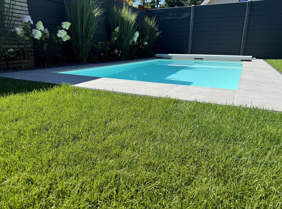 Moderne Stadtvilla mit Pool & Wärmepumpe in Schulzendorf – provisionsfrei – Bild 2