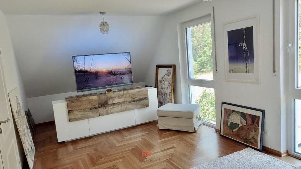 Stilvolles Einfamilienhaus nahe am Wasser und Wald – Bild 14