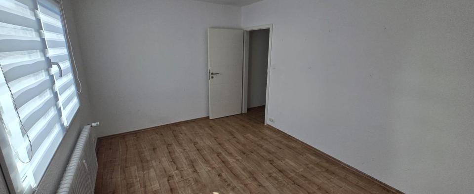 Helle, moderne 3-Zimmer-Wohnung mit Balkon, Garten, Garage & Stellplatz in Mainbernheim – Bild 4