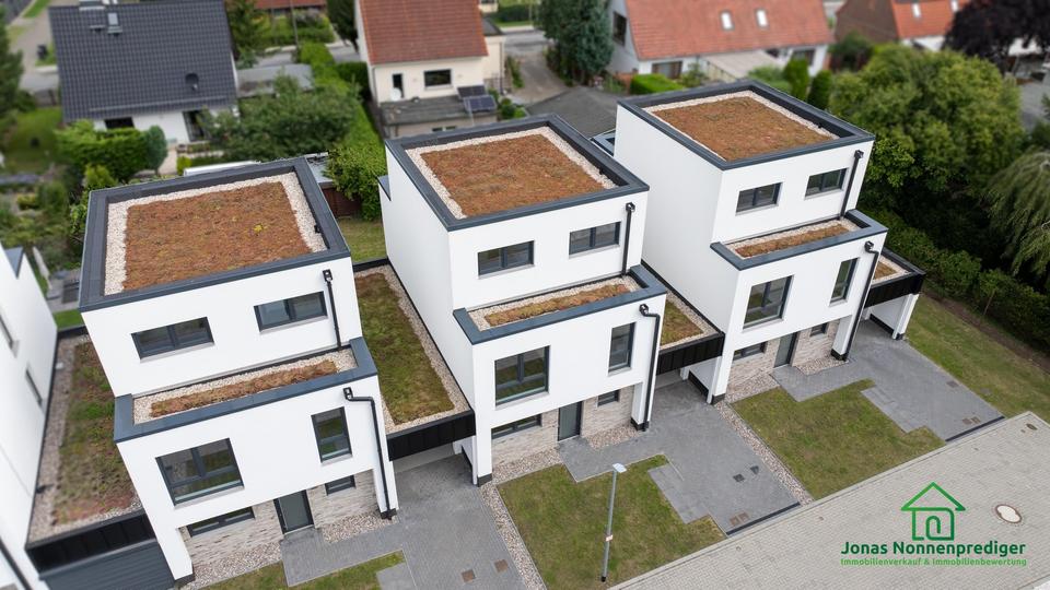 Modernes Reihenhaus mit Garage zum Erstbezug 3-Geschosse – Bild 10