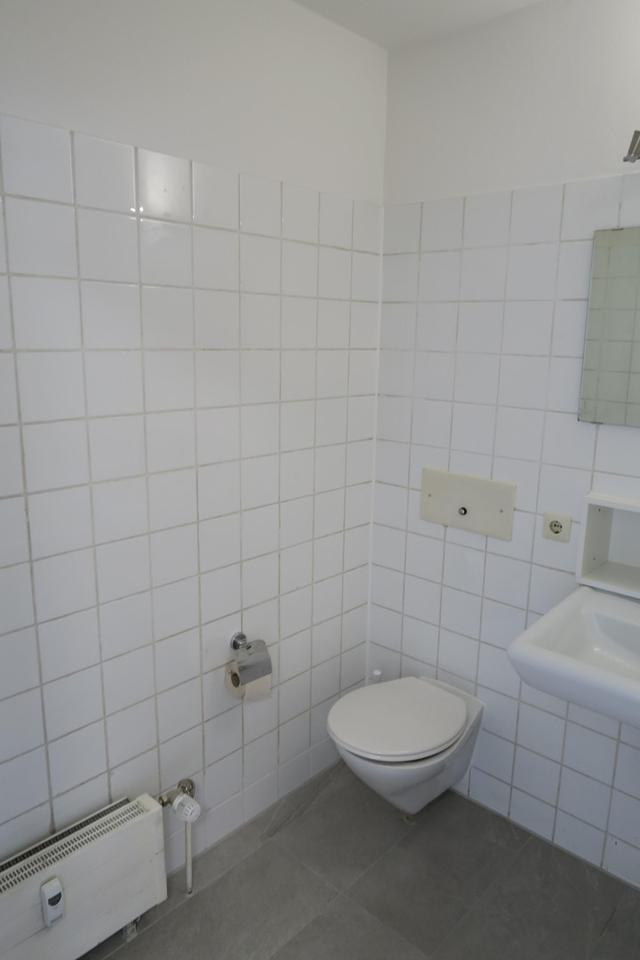 Stadtwohung 39 m² mit Luitpoldpark-Blick – 5. OG, Ostbalkon, neue Fenster, sofort verfügbar – Bild 7