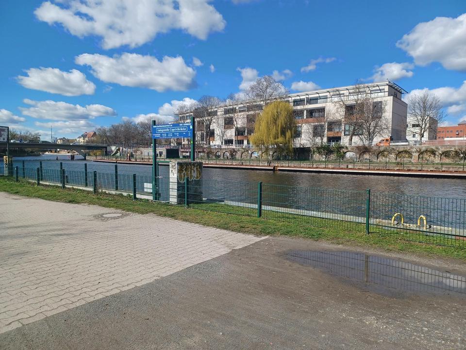 Charlottenburg Wohnen mit Spreeblick vom Balkon inkl. PKW Stellplatz – Bild 2