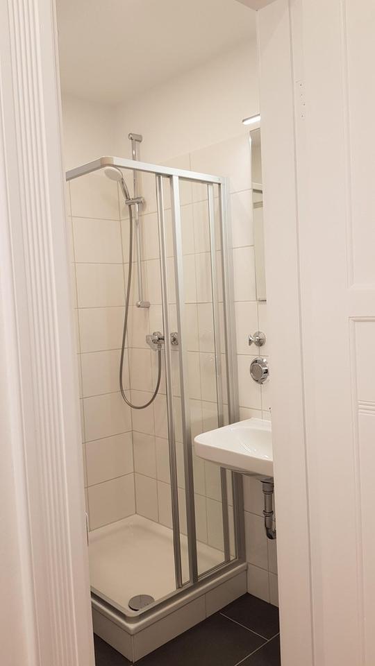 BARRIEREFR. Gewerbe 3-Zi-Altbau, kernsaniert, 3fiso-Fenster Flächenheizung – Bild 9