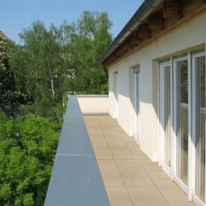 3 Zi Penthouse in bester Lage, sonnig, ruhig, 30qm umlaufende Dachterrasse, 2 Parkplätze