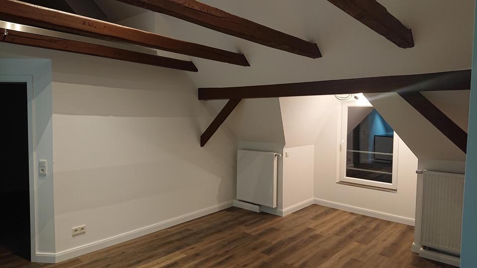 Dachgeschosswohnung in Blexen 2 Zimmer + offener Küchen- Wohn- Bereich