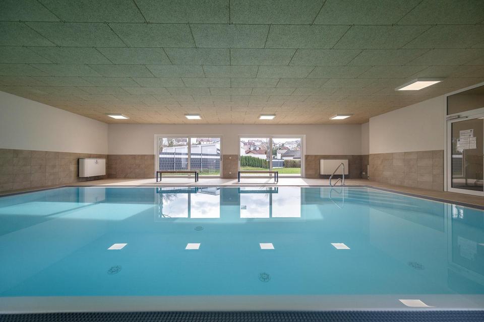 Neu renovierte 2 Zi-Whg m. Balkon voll möbliert mit Schwimmbad – Bild 19