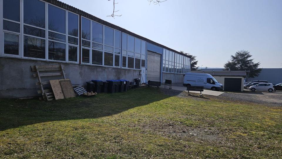 Firmenhalle / Industriehalle mit Bürotrakt – Bild 3