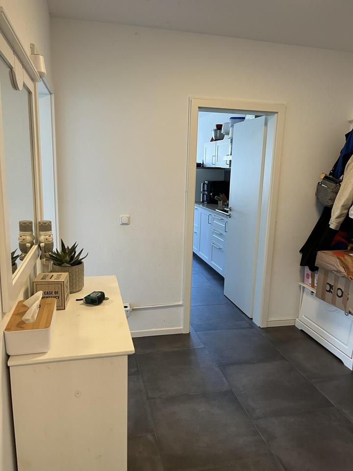 Traumhafte sonnige 3 Zimmer Wohnung in Königsbrunn – Bild 9