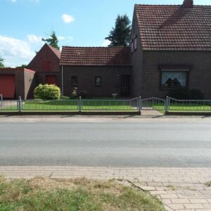 DHH plus Bauland in 2. und 3. Reihe