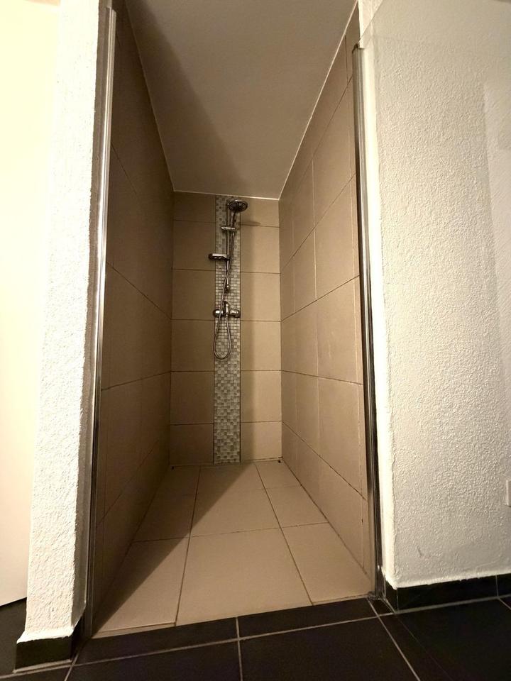 Modernes, großes, vielseitiges Haus inkl. Garage * in Kordel – Bild 25