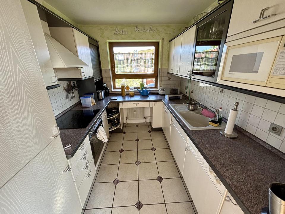 Großzügige, lichtdurchflutete Eigentumswohnung 1.OG zum Verkauf – Bild 8