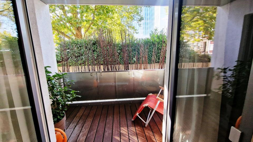 Wohnen am Lorettoviertel, Hafen und Rheinturm – Bild 10