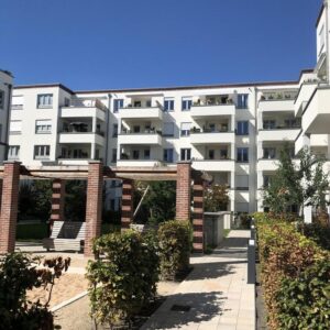 Neuwertig - Sonnige 3-Zimmer-Wohnung mit EBK und Garten in Traumlage Nürnberg