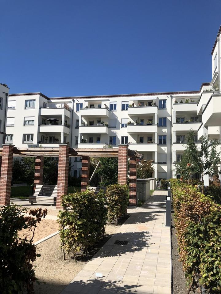 Neuwertig - Sonnige 3-Zimmer-Wohnung mit EBK und Garten in Traumlage Nürnberg