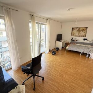 Hochwertige 1-Zi.-Whg m. EBK, großem Bad u. Aufzug im Zentrum Grafings