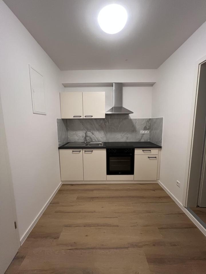 Moderne 1-Zimmer-Wohnung nach Kernsanierung, Erstbezug inkl. Strom und Heizkosten – Bild 3