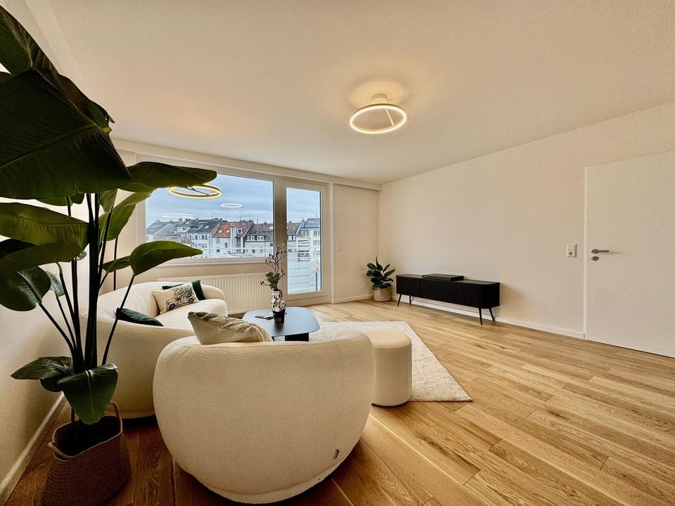 Leerstehende 2-Zimmer-Wohnung mit Balkon: Erstbezug nach Modernisierung im Herzen Düsseldorfs! – Bild 6