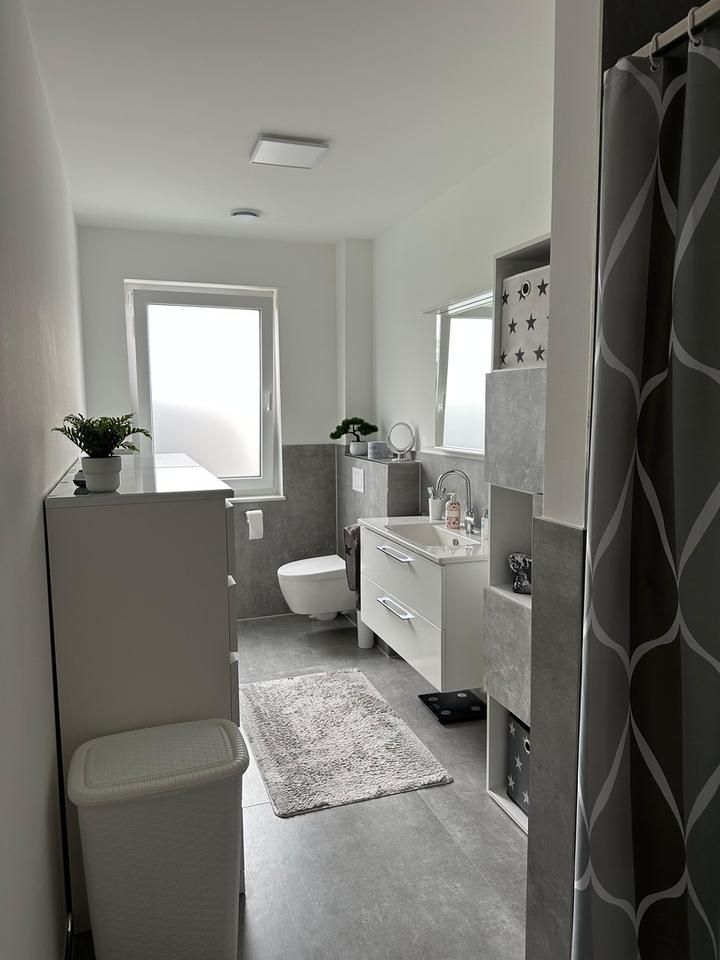 Moderne 3-Zimmer-Neubauwohnung mit Garten im Erdgeschoss – Bild 36