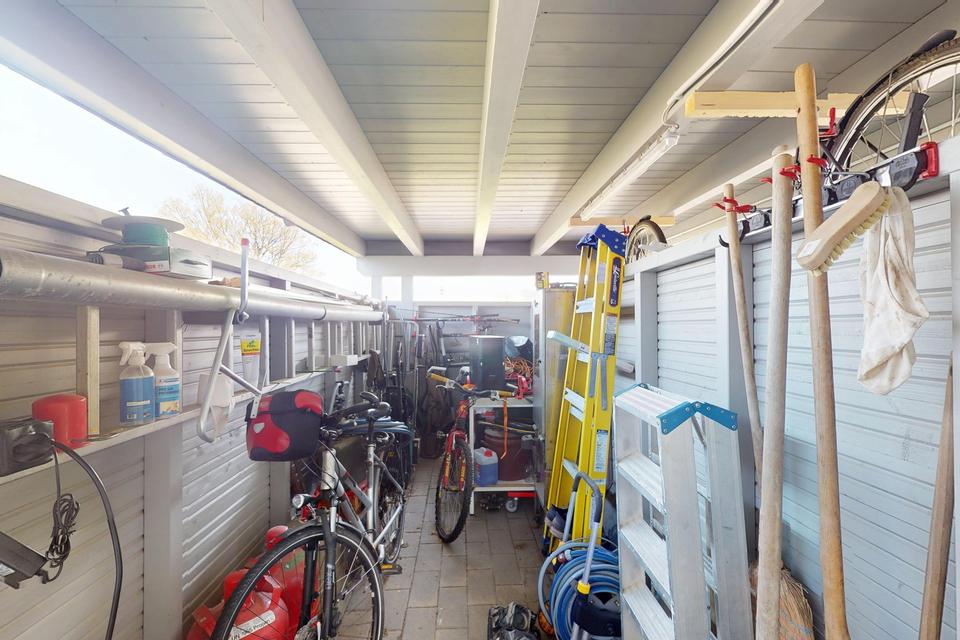 Barrierearmer Bungalow mit 7 Zimmern, KNX-System, Pool und hochwertigster Ausstattung – Bild 13