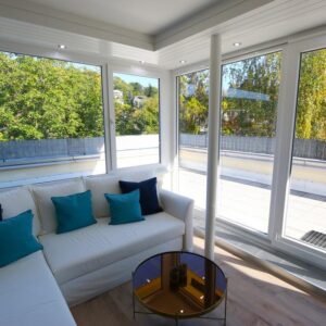 Schickes Penthouse in Citylage, vollmöbliert mit Klimaanlage