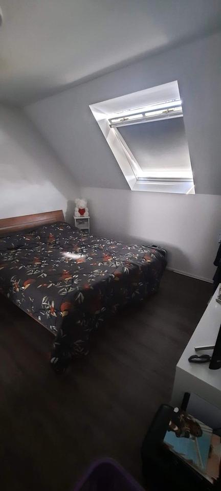 3 Zimmer Dachgeschosswohnung mit Balkon und Stellplatz – Bild 4