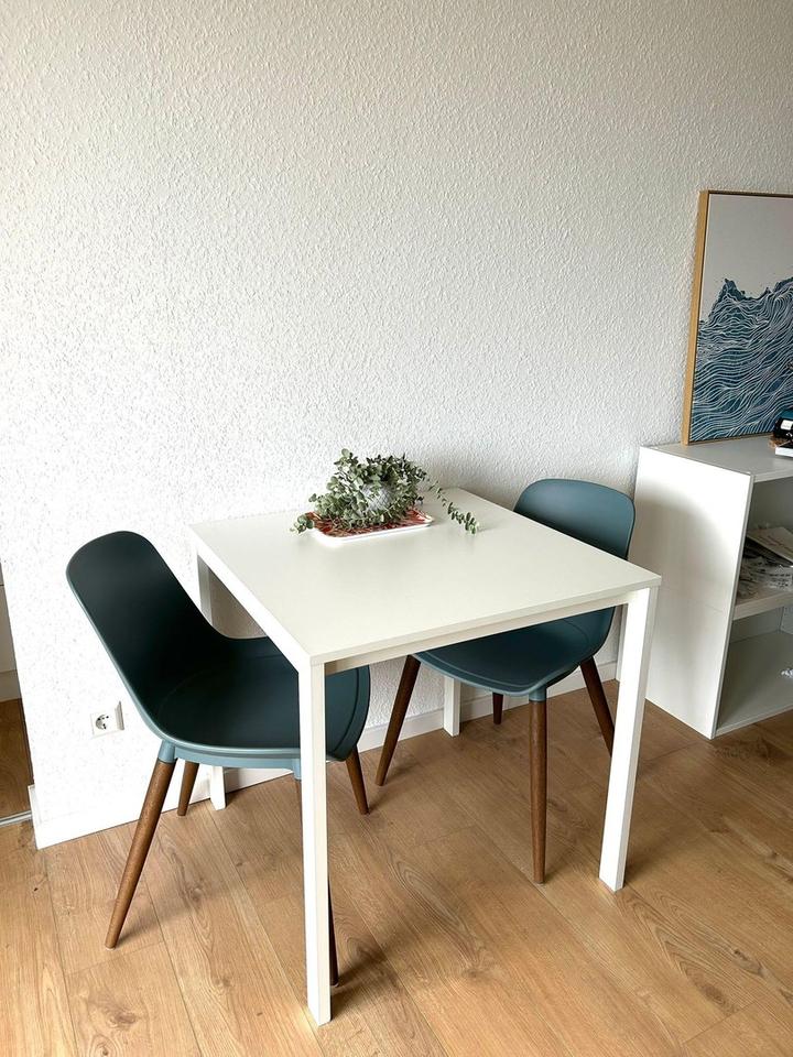 Möbliertes Pendler Apartment mit Balkon und neuer Küche – Bild 7