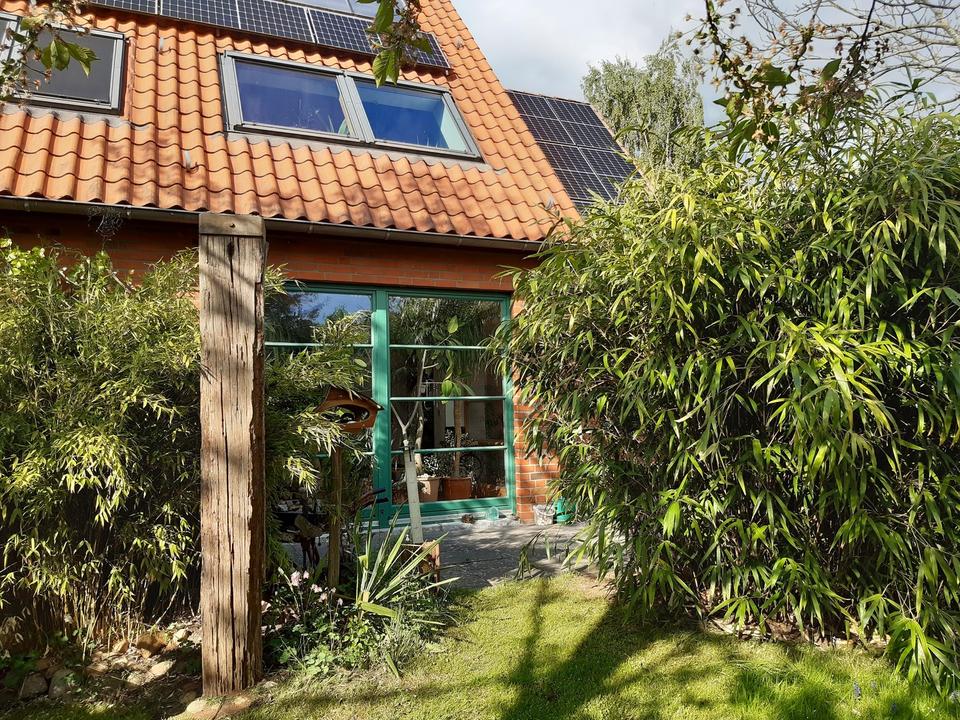 Ökologisch nachhaltiges Niedrigenergiehaus - gesund wohnen mit Lehm – Bild 23