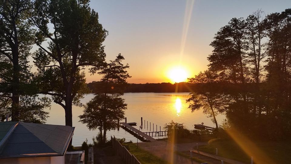 2Zi-Wohnung mit Seezugang, Terrasse, EBK,Garten, neuwertig – Bild 6