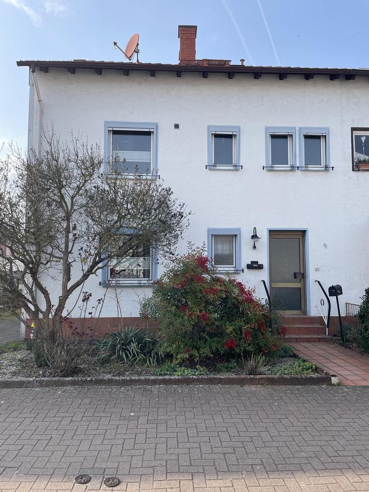 Charmantes Haus in ruhiger, schöner Wohnlage, ideal für Familien und Handwerker
