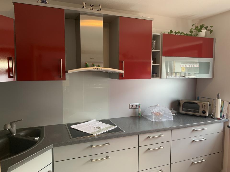 Großzügige 4-Zimmer-Wohnung (ca. 104 m² Wfl., Einbauküche) in ruhiger, zentraler Lage von Lichtenau! – Bild 4