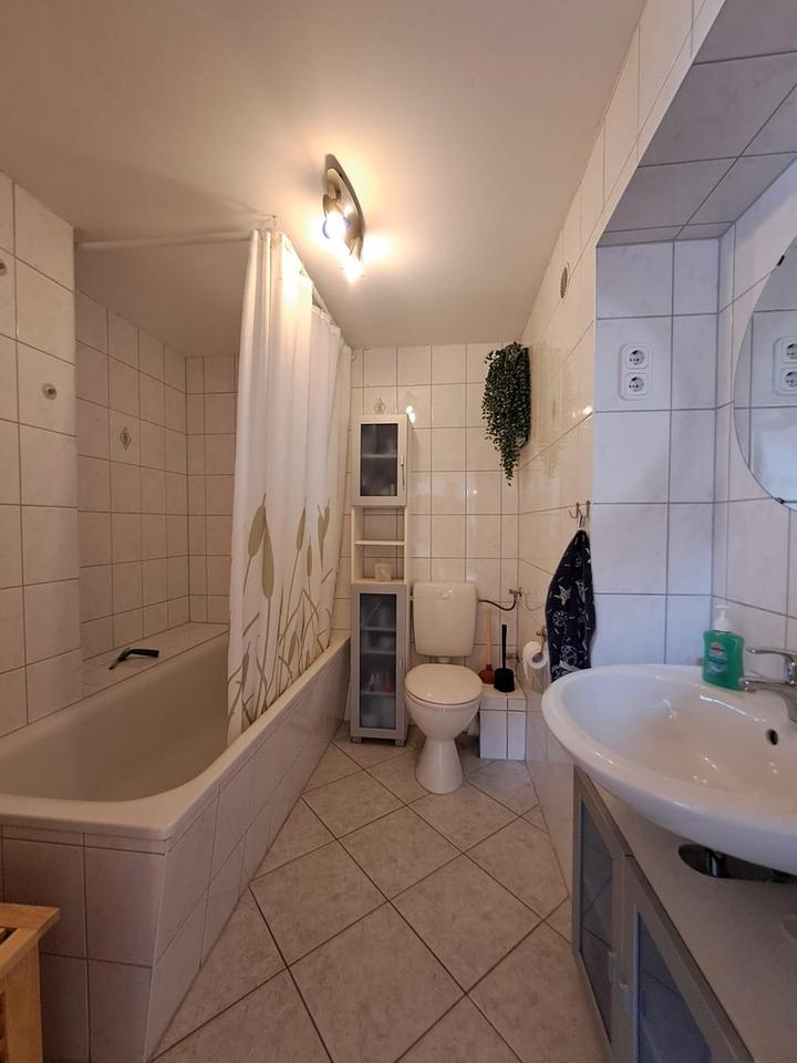 Von Privat: tolle Loft-ähnliche Maisonettewohnung mit Dachterrasse – Bild 8