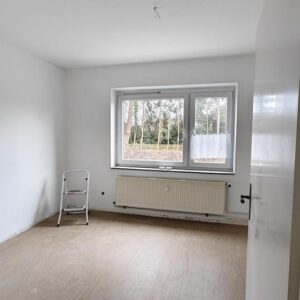 G r o o ß e - 4Zi  ErdgeschossWohnung 86m2  und Nutzfläche  32m2