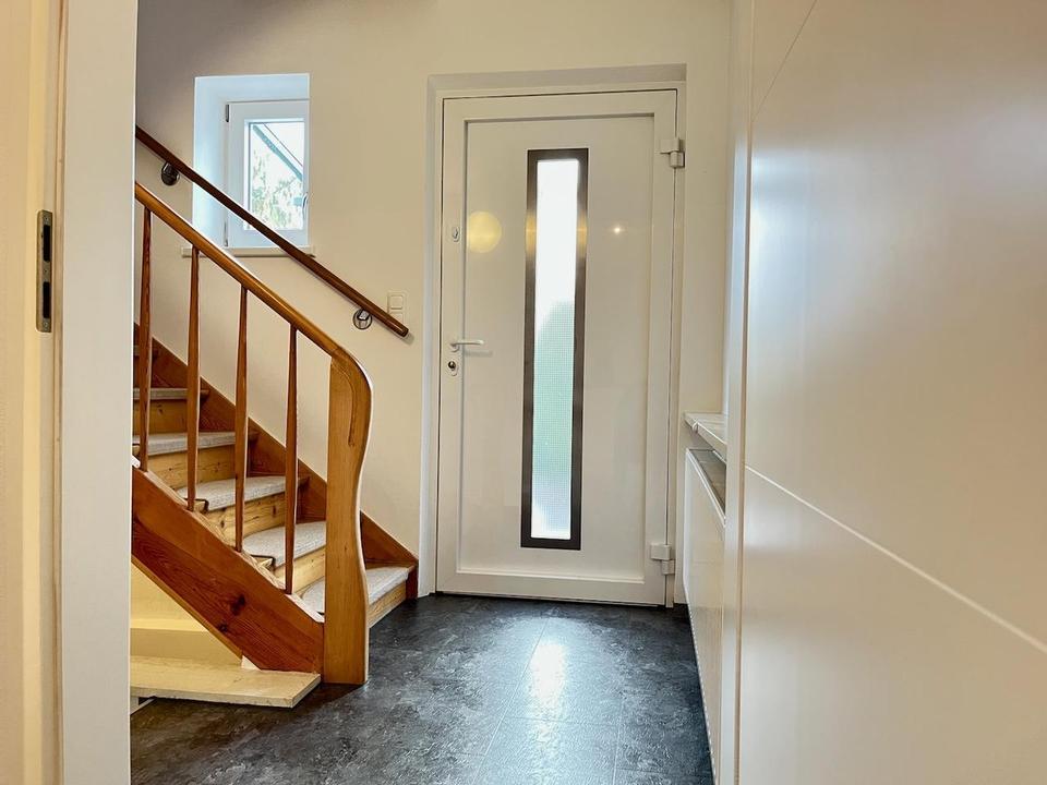 Kernsaniertes Wohlfühlhaus mit herrlichem Garten in Bestlage – Bild 16