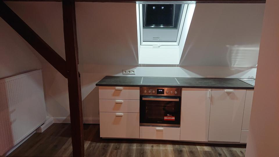 Dachgeschosswohnung in Blexen 2 Zimmer + offener Küchen- Wohn- Bereich – Bild 6