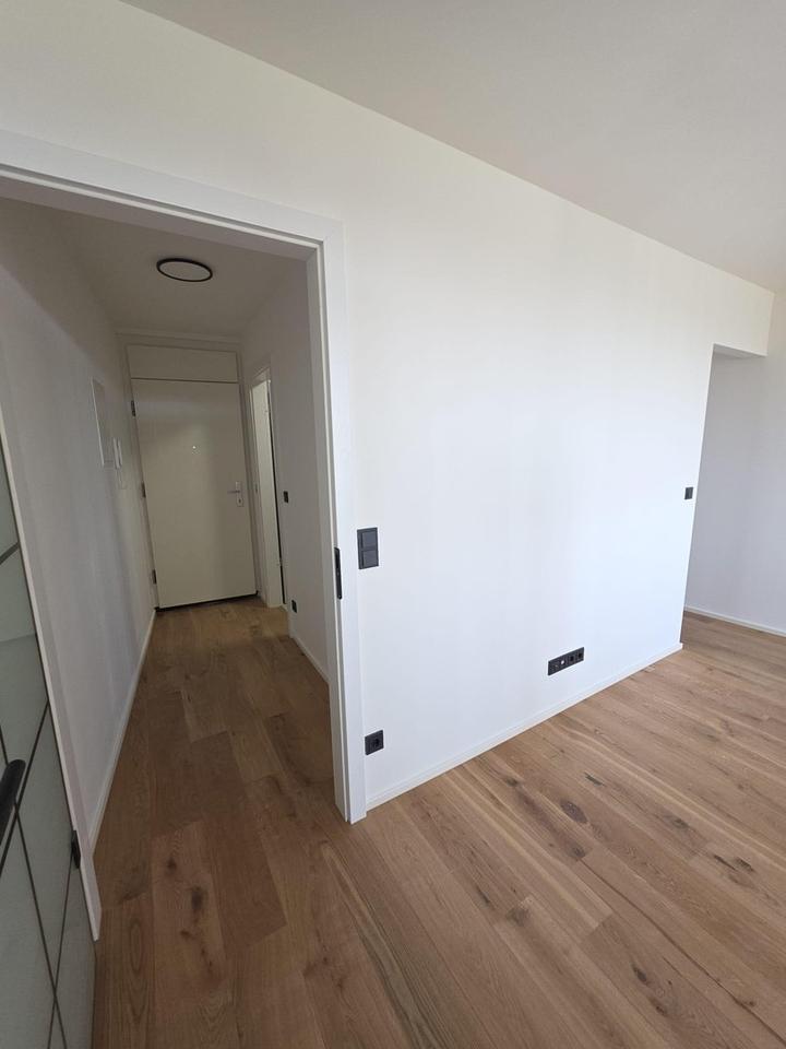 Neuwertiges Apartment mit Panorama-Balkon in Erlangen Provisionsfrei – Bild 7
