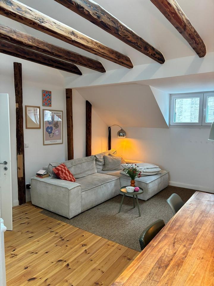 kernsanierte Dachgeschosswohnung in Duisburg-Ruhrort – Bild 32