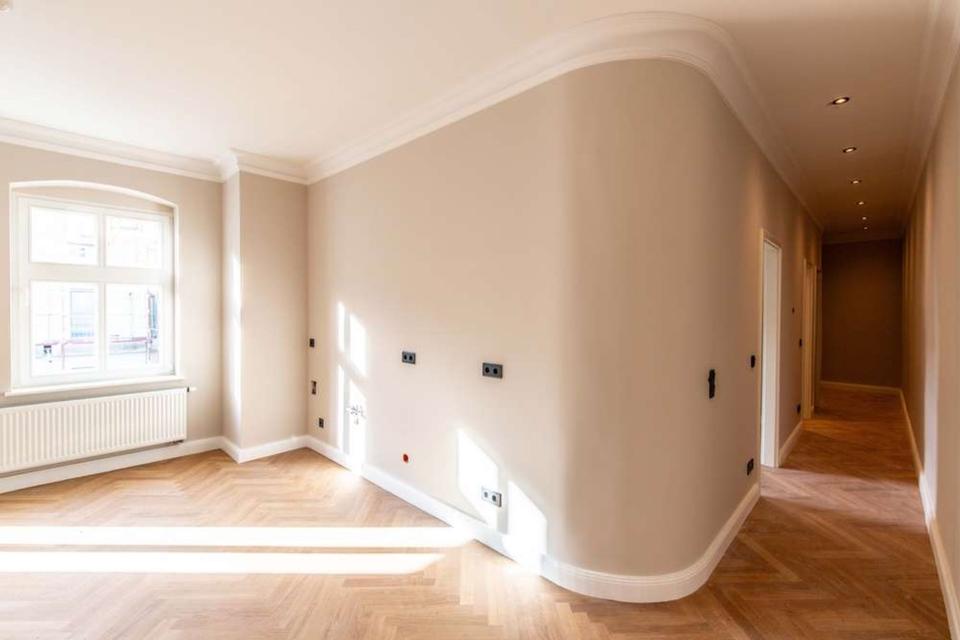 Stucktraum & Südwestbalkon im Herzen von Prenzlauer Berg – Bild 4