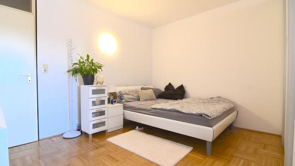 Attraktive 1-Zimmer-Eigentumswohnung 48 m² mit Südbalkon & EBK – Regensburg Westenviertel – Bild 4